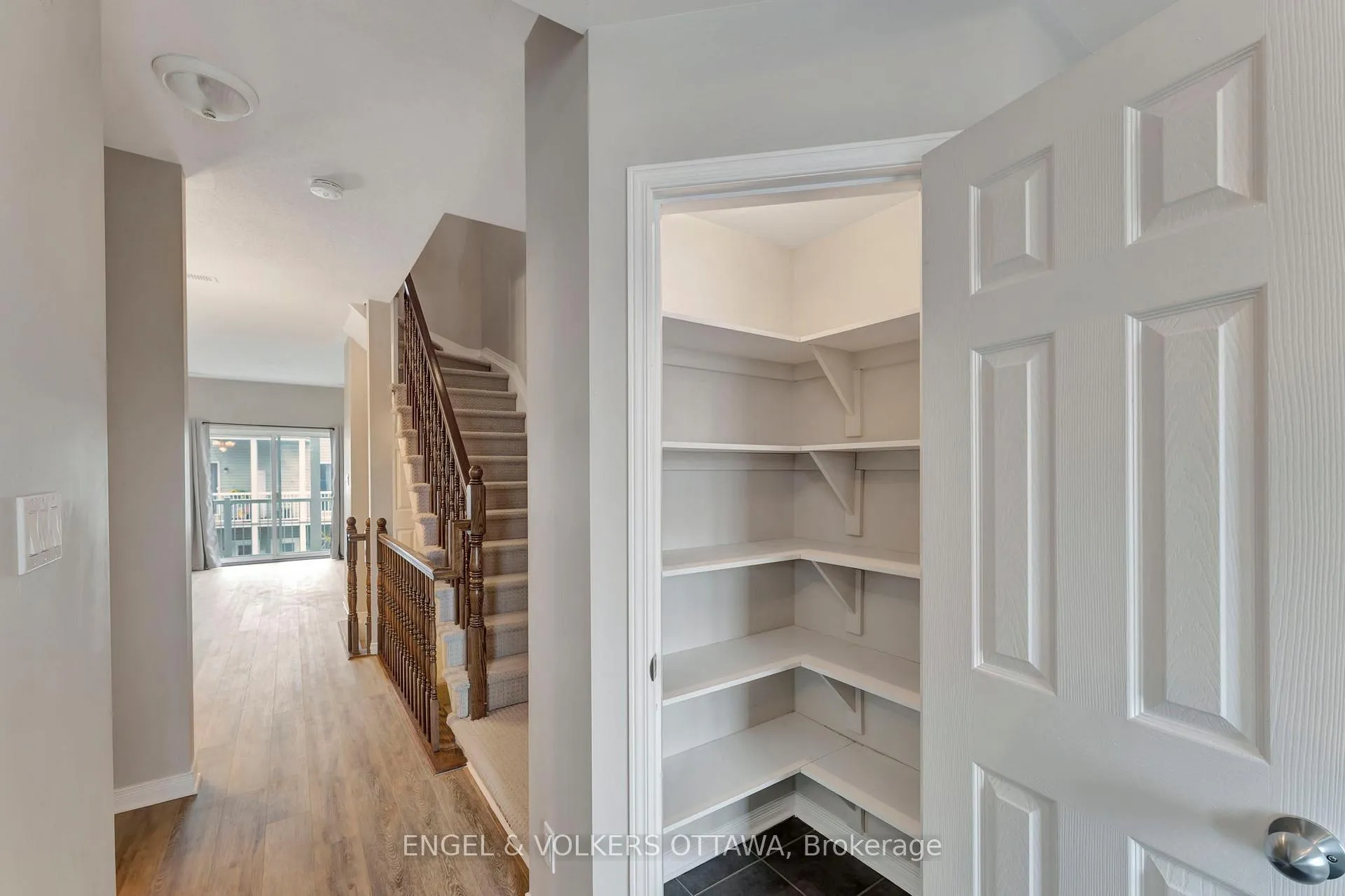 Photo 20 of Unit 33, 949 Cummings Avenue, Ottawa, Cyrville — HOMEH