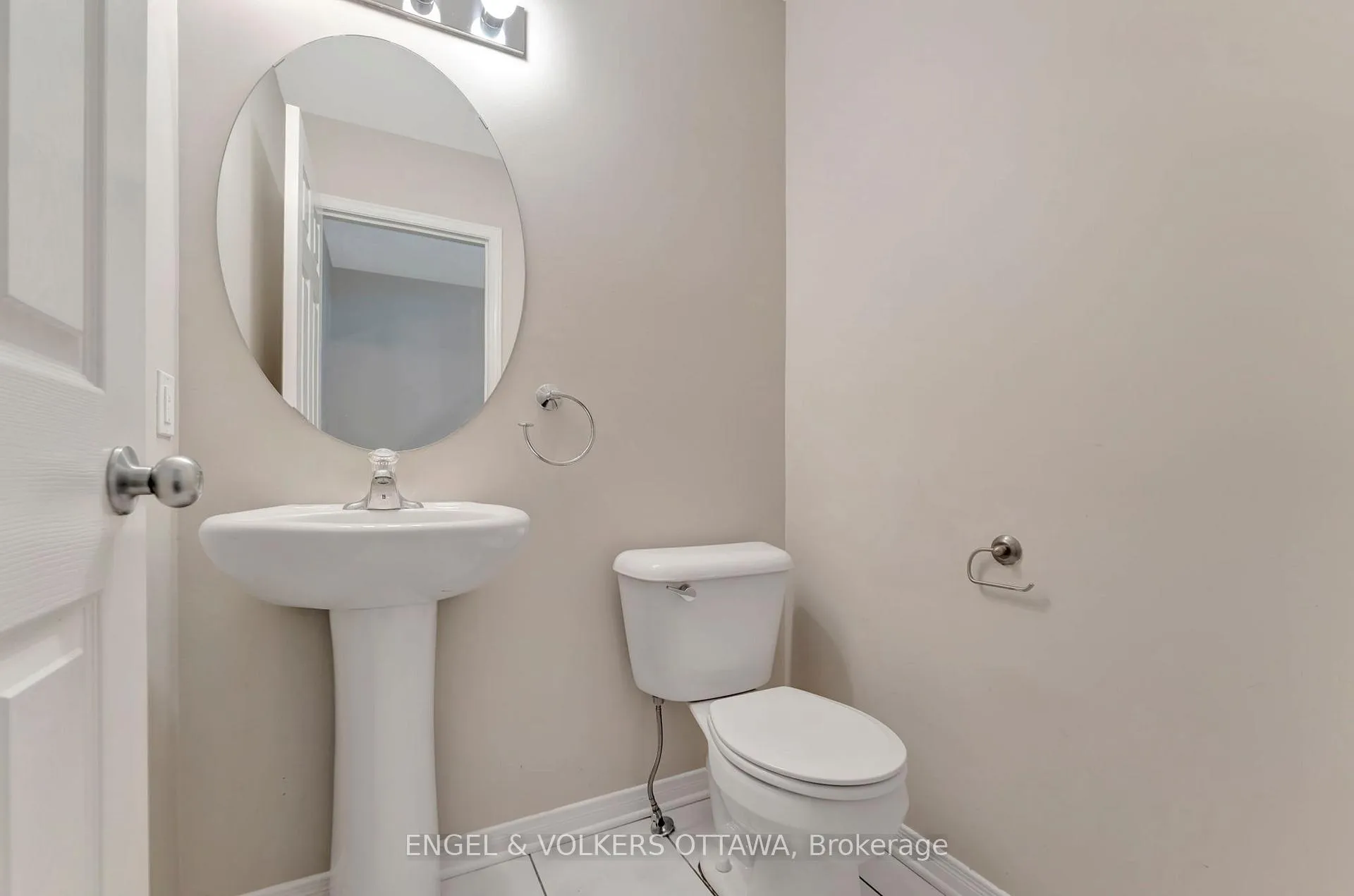 Photo 21 of Unit 33, 949 Cummings Avenue, Ottawa, Cyrville — HOMEH