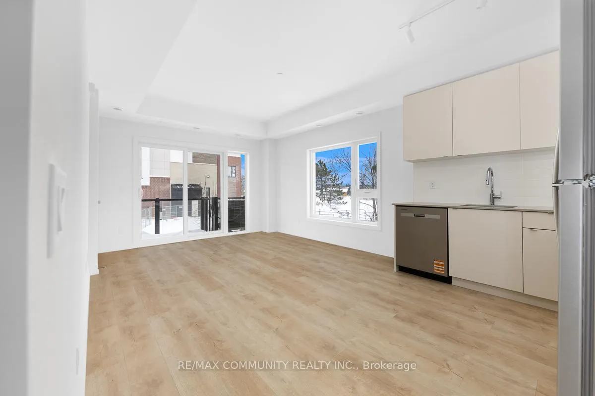 Photo 5 of Unit 201C, 16 Melbourne Avenue, St. Catharines, E. Chester — HOMEH