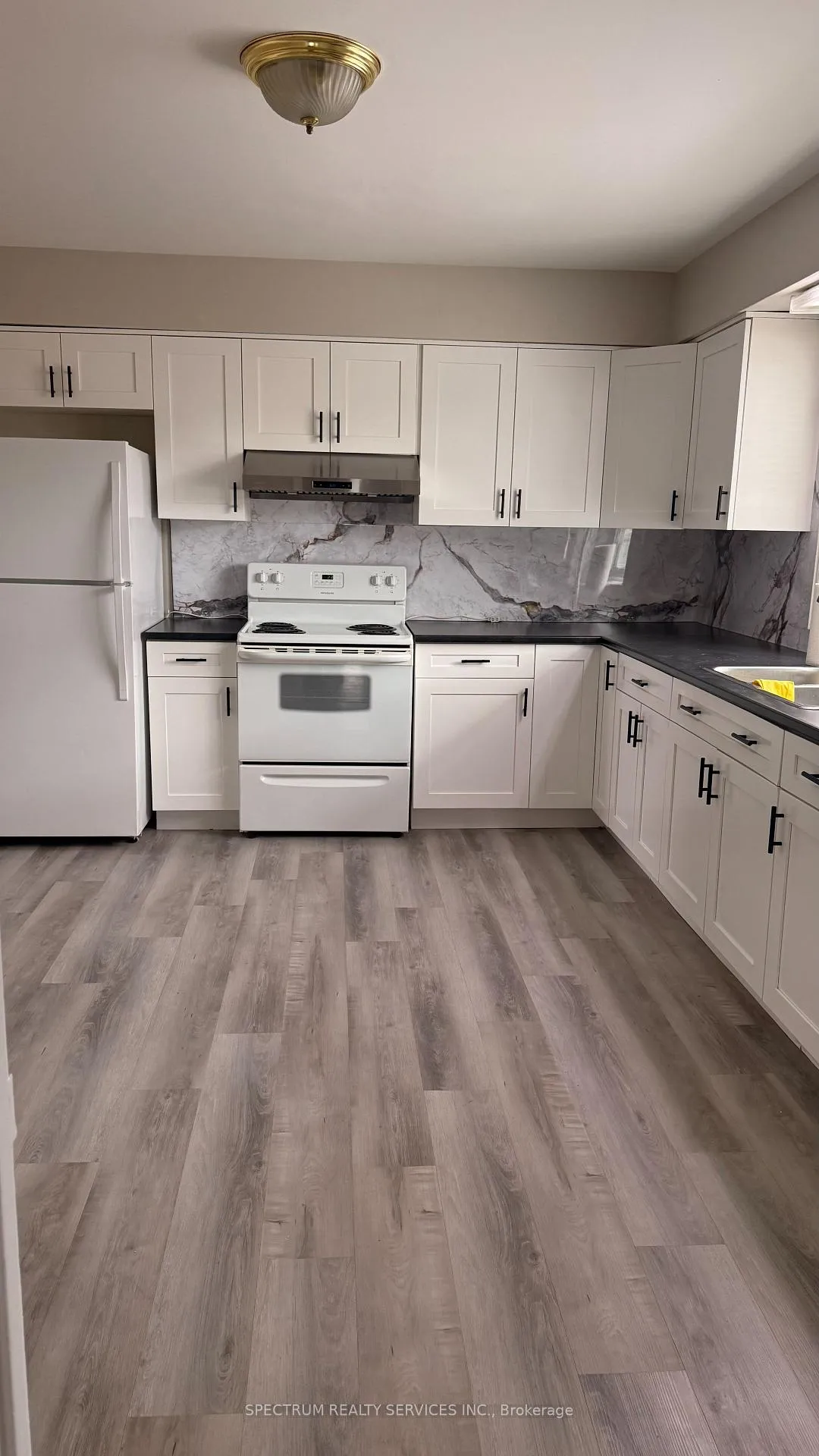 Photo 4 of 213 Thistle Down Boulevard, Etobicoke, Thistletown-Beaumonde Heights — HOMEH