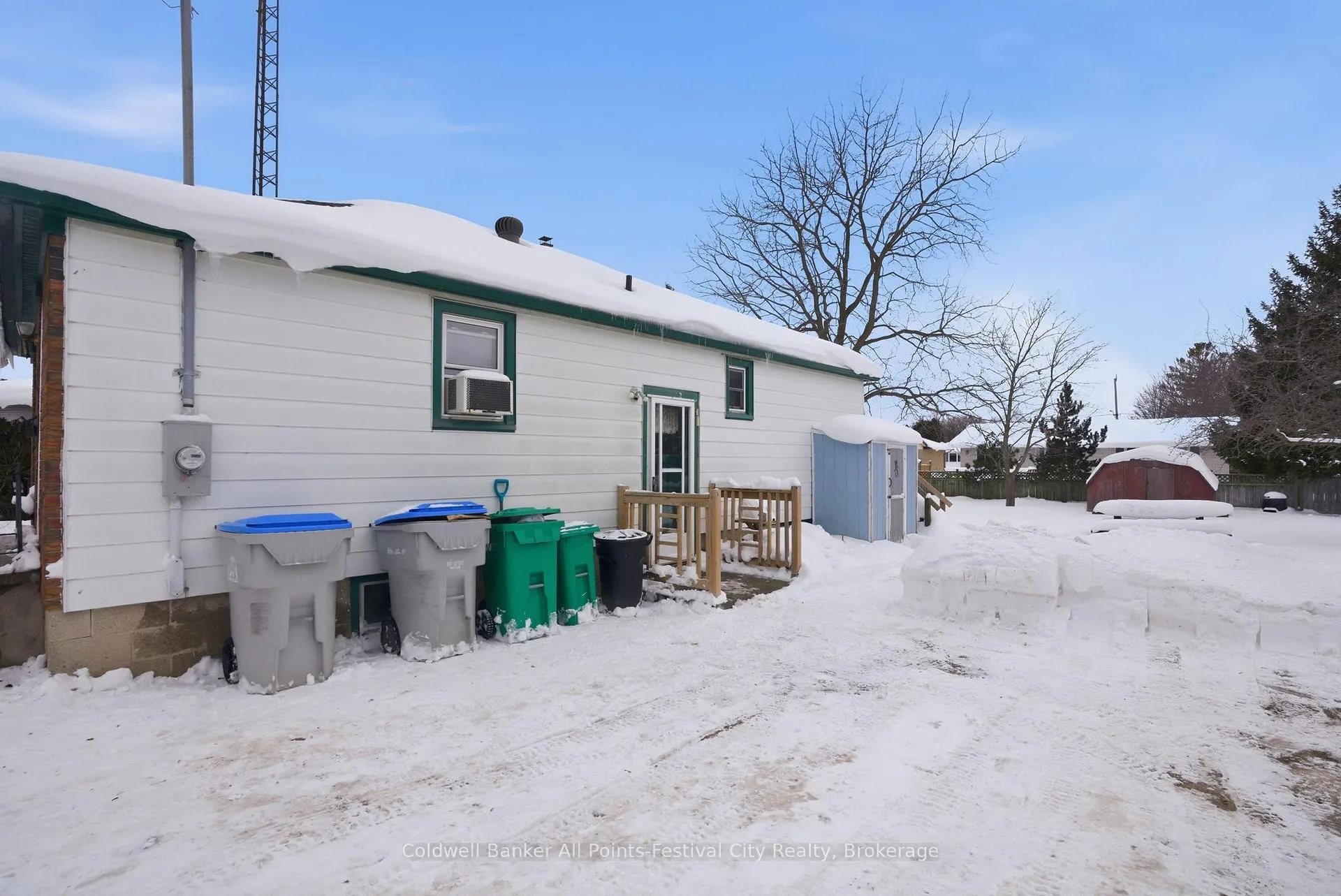Photo 10 of 136 Elizabeth Street, Goderich, Goderich (Town) — HOMEH