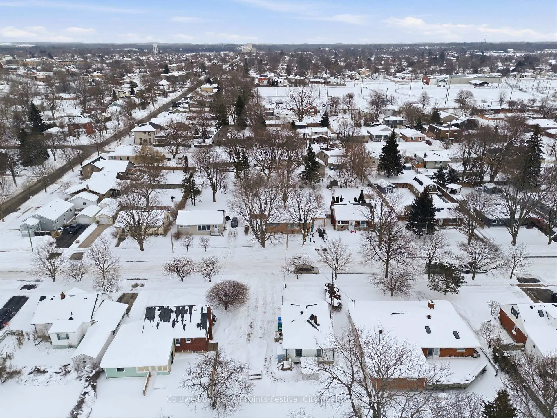 Photo 15 of 136 Elizabeth Street, Goderich, Goderich (Town) — HOMEH