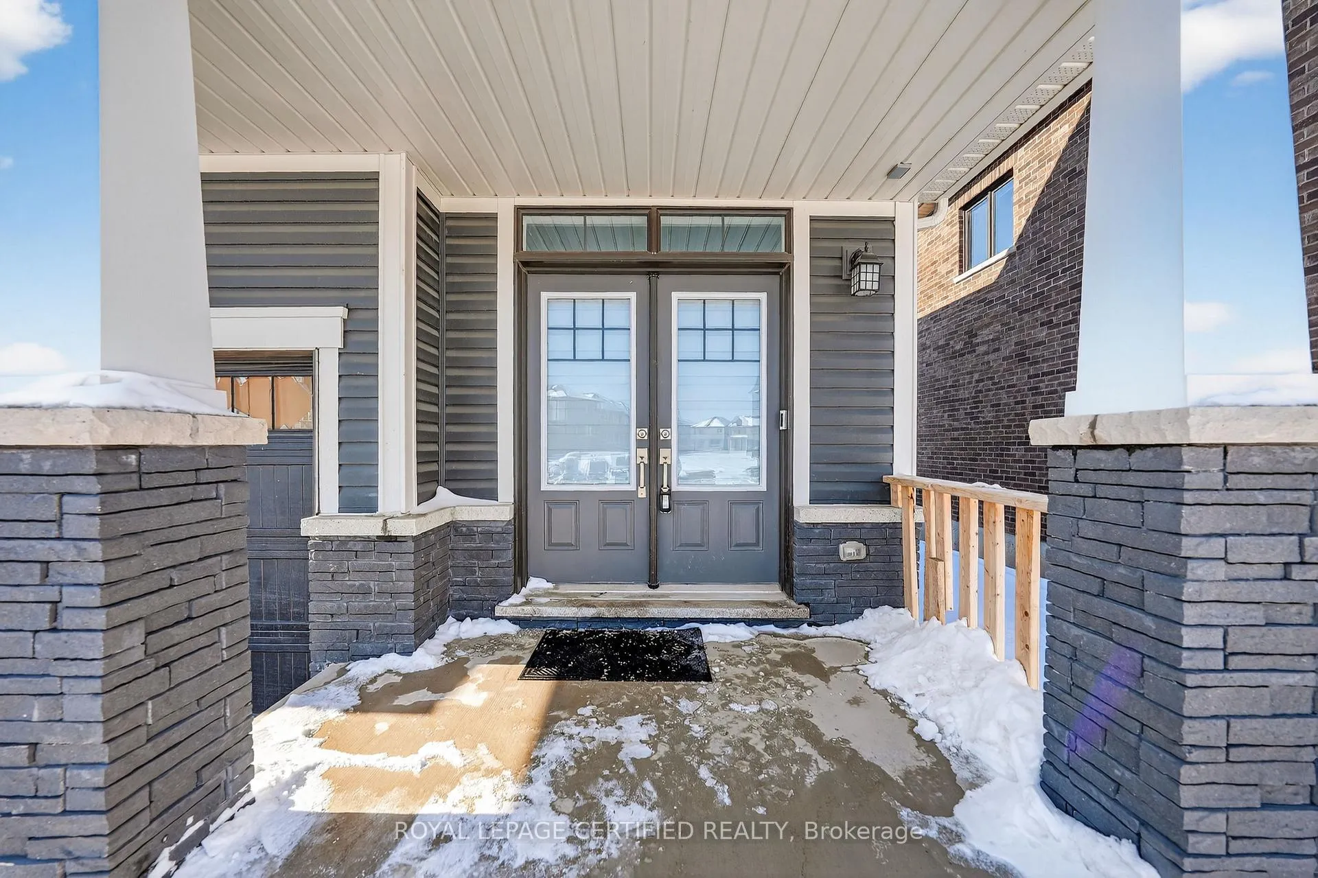 Photo 3 of 191 Velvet Way, Thorold, Rolling Meadows — HOMEH