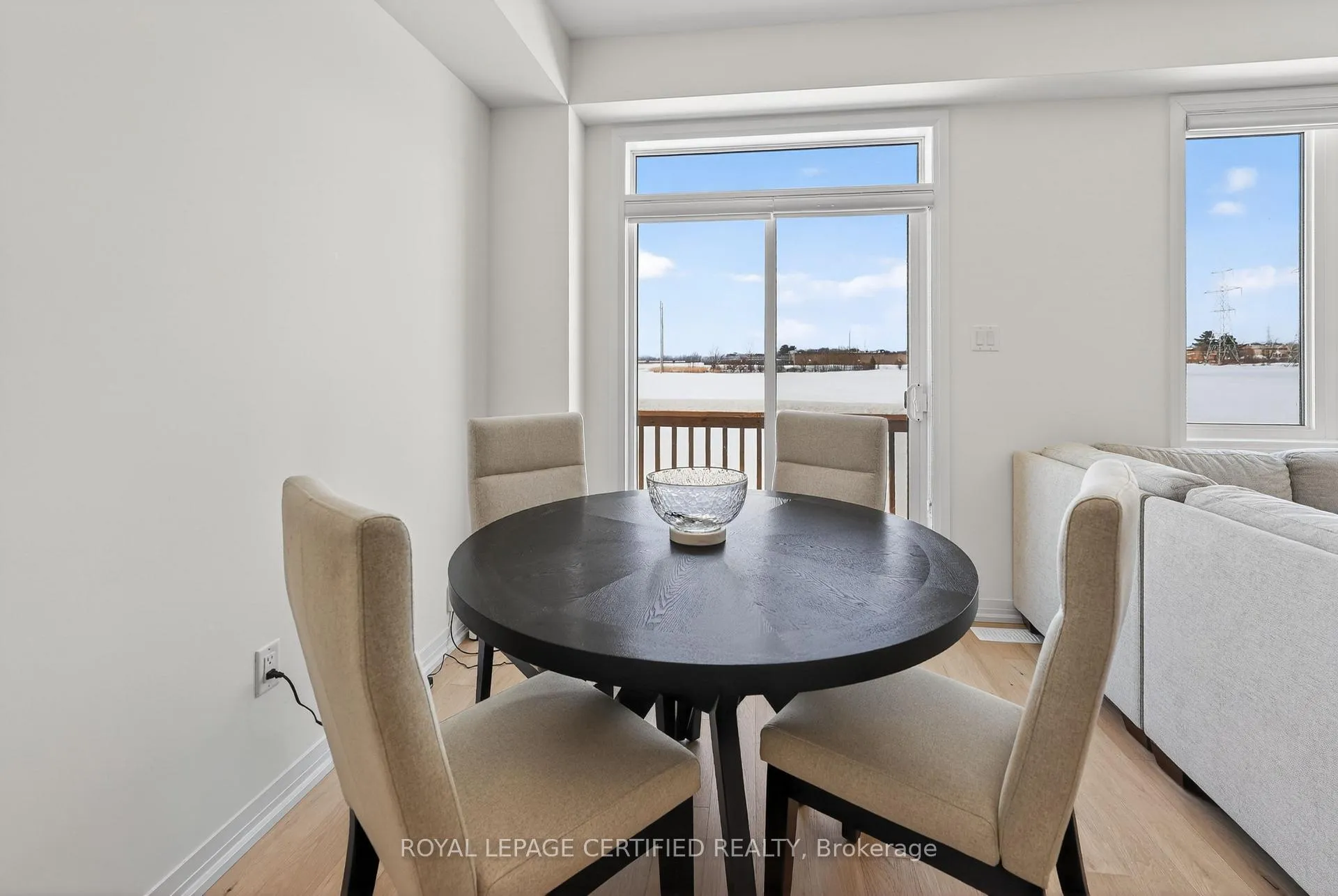 Photo 19 of 191 Velvet Way, Thorold, Rolling Meadows — HOMEH