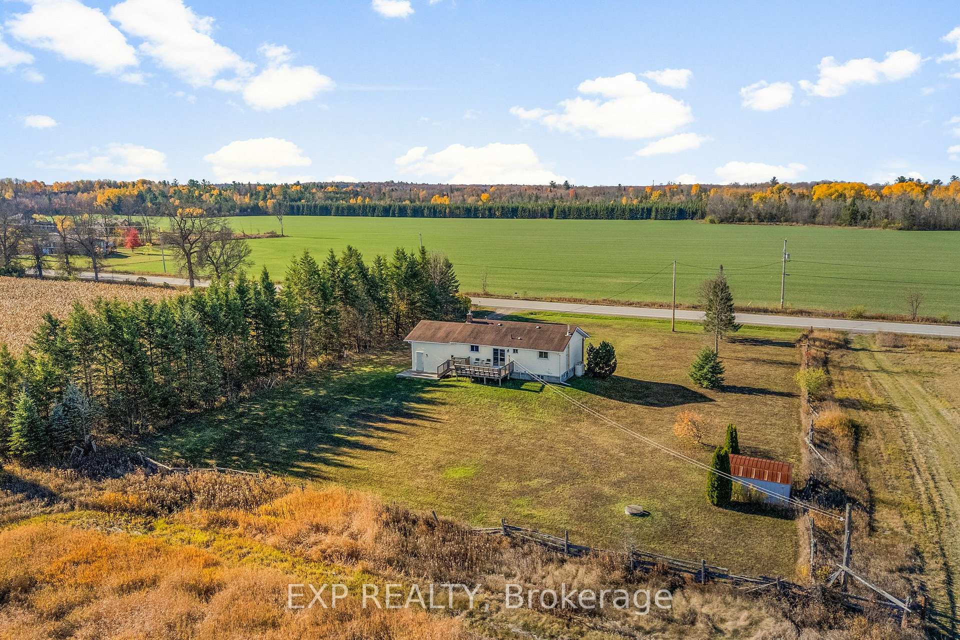 Photo 6 of 1860 Lochwinnoch Road, Horton, Horton Twp — HOMEH
