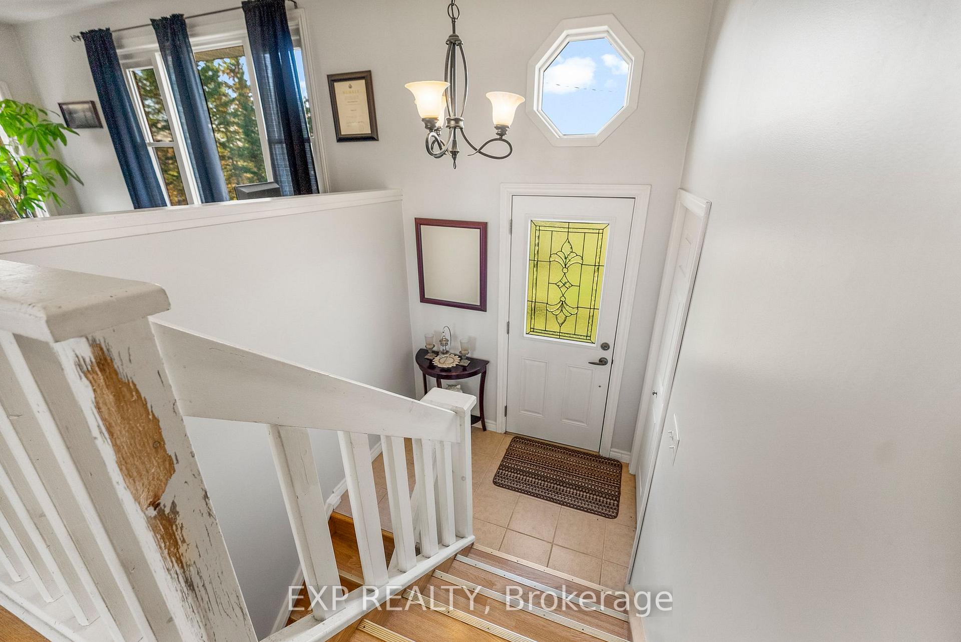 Photo 9 of 1860 Lochwinnoch Road, Horton, Horton Twp — HOMEH