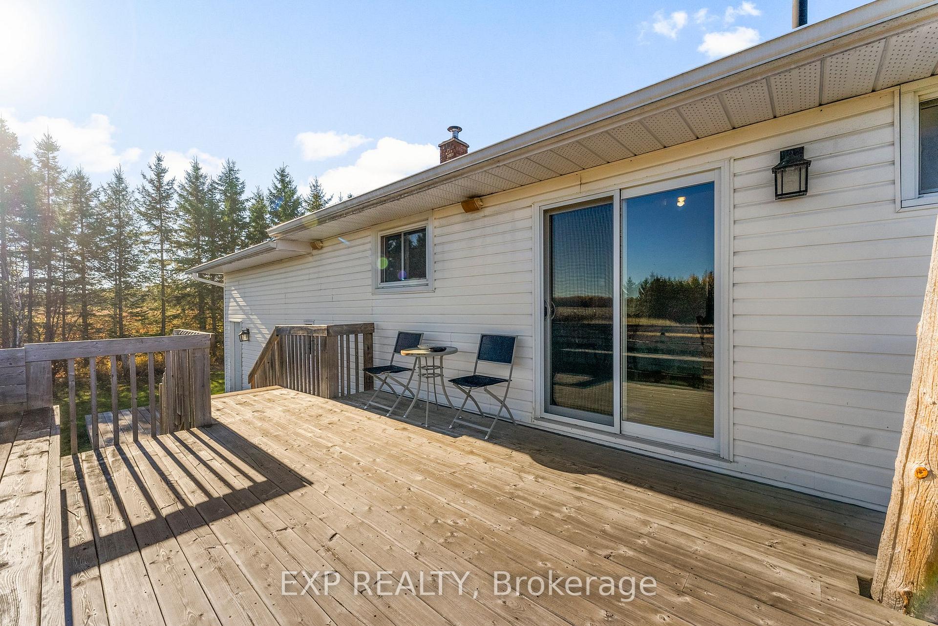 Photo 30 of 1860 Lochwinnoch Road, Horton, Horton Twp — HOMEH