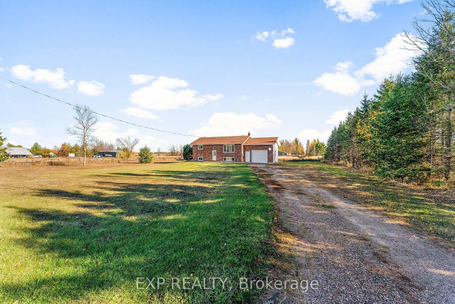 Photo 33 of 1860 Lochwinnoch Road, Horton, Horton Twp — HOMEH