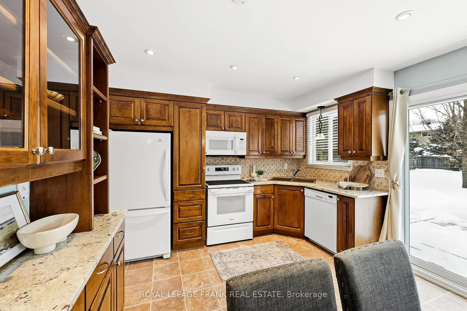 Photo 15 of 8 Ridgeview Drive, Scugog, Port Perry — HOMEH