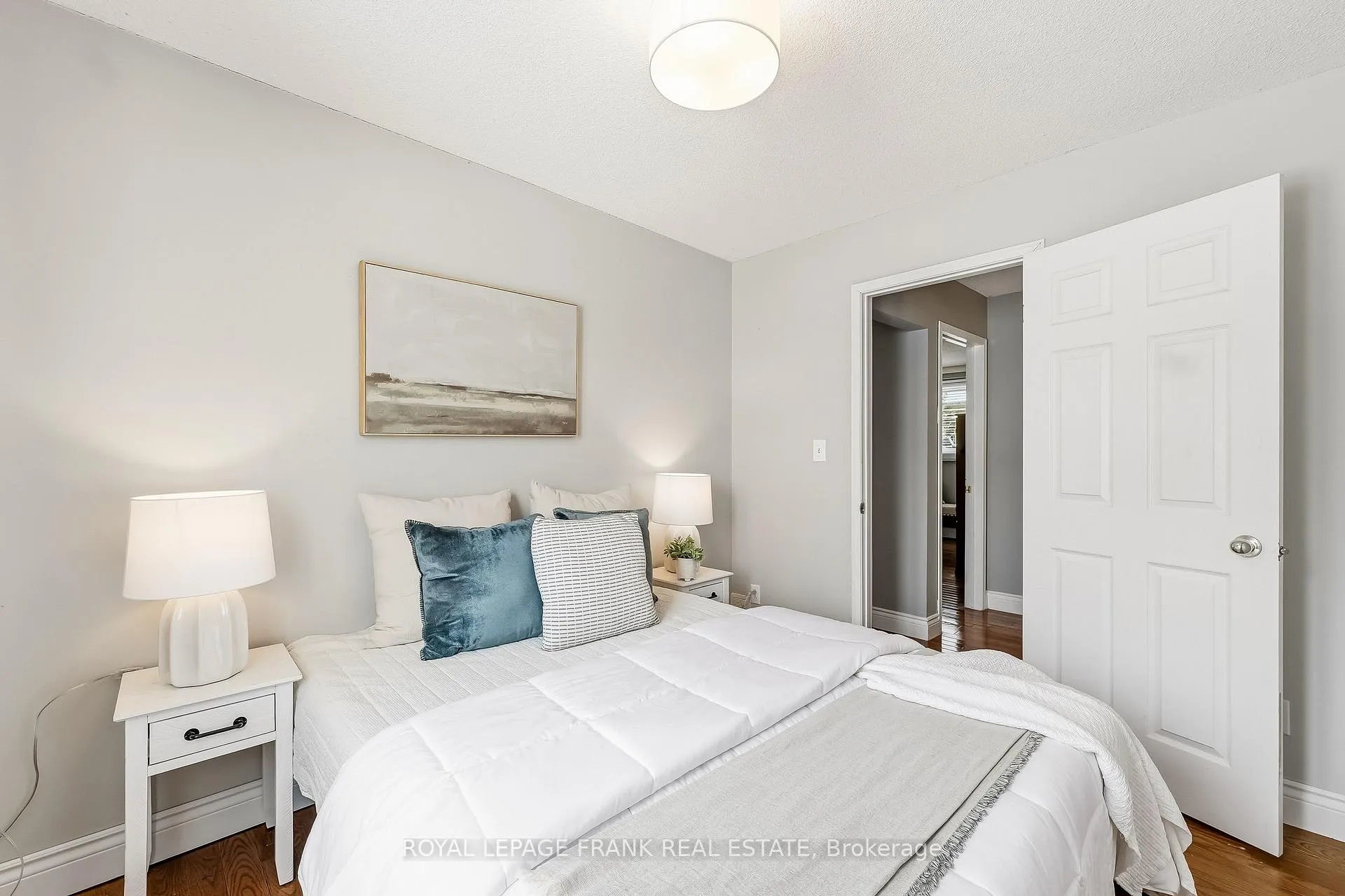 Photo 21 of 8 Ridgeview Drive, Scugog, Port Perry — HOMEH