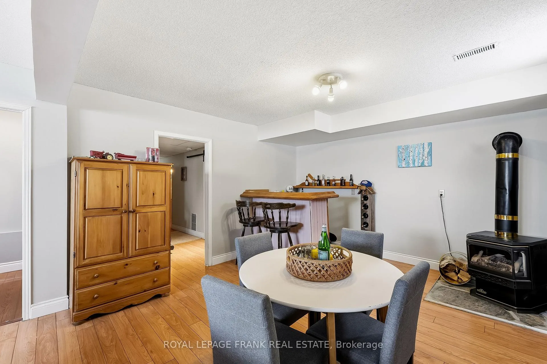 Photo 35 of 8 Ridgeview Drive, Scugog, Port Perry — HOMEH