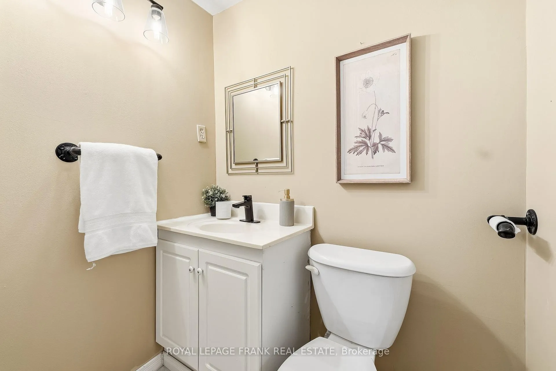 Photo 37 of 8 Ridgeview Drive, Scugog, Port Perry — HOMEH