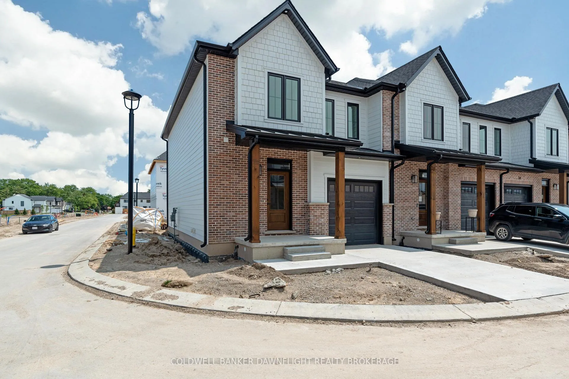 Photo 2 of Unit 44, 147 Scotts Drive, Lucan Biddulph, Lucan — HOMEH