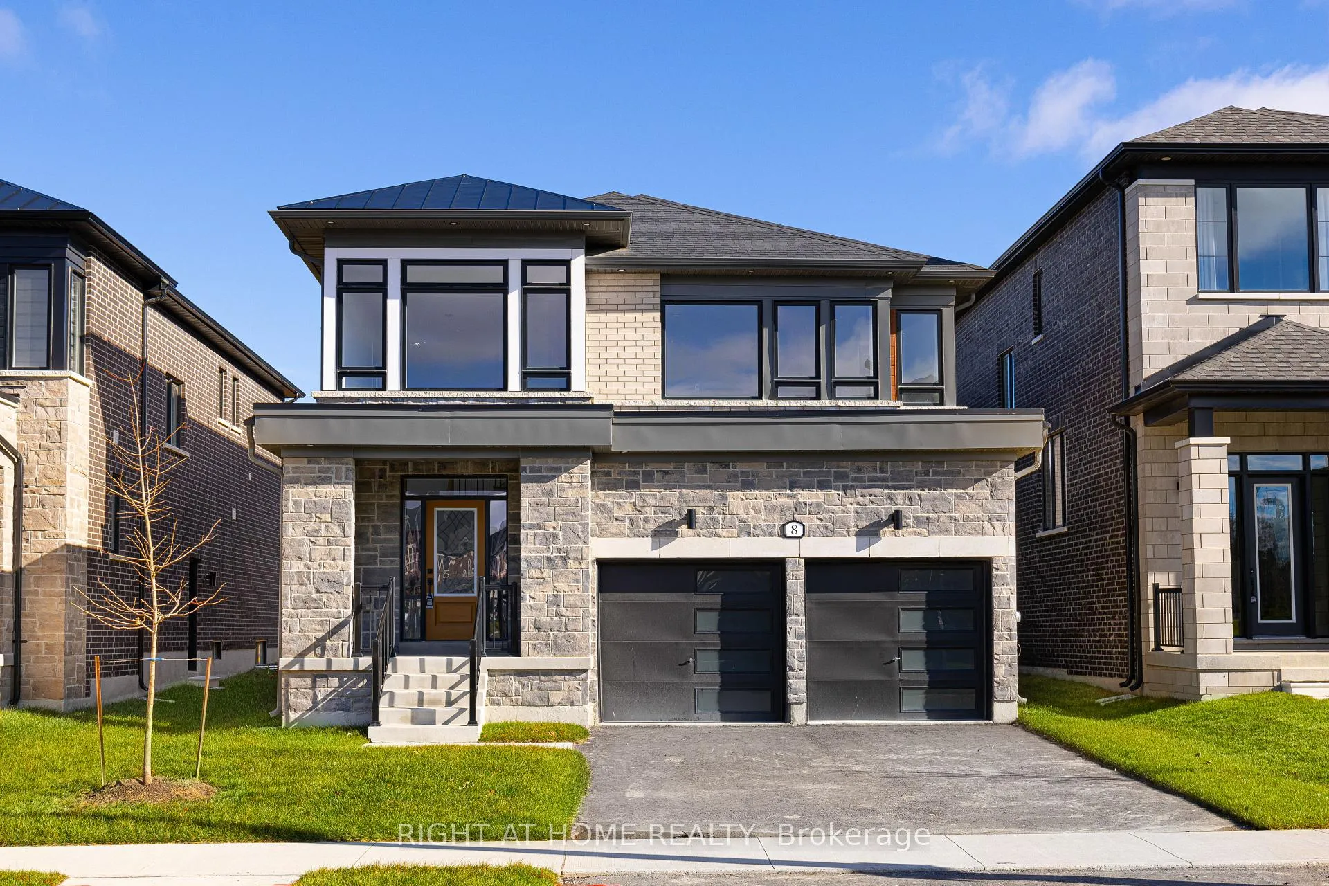 Photo 1 of 8 Nicort Road, Wasaga Beach — HOMEH