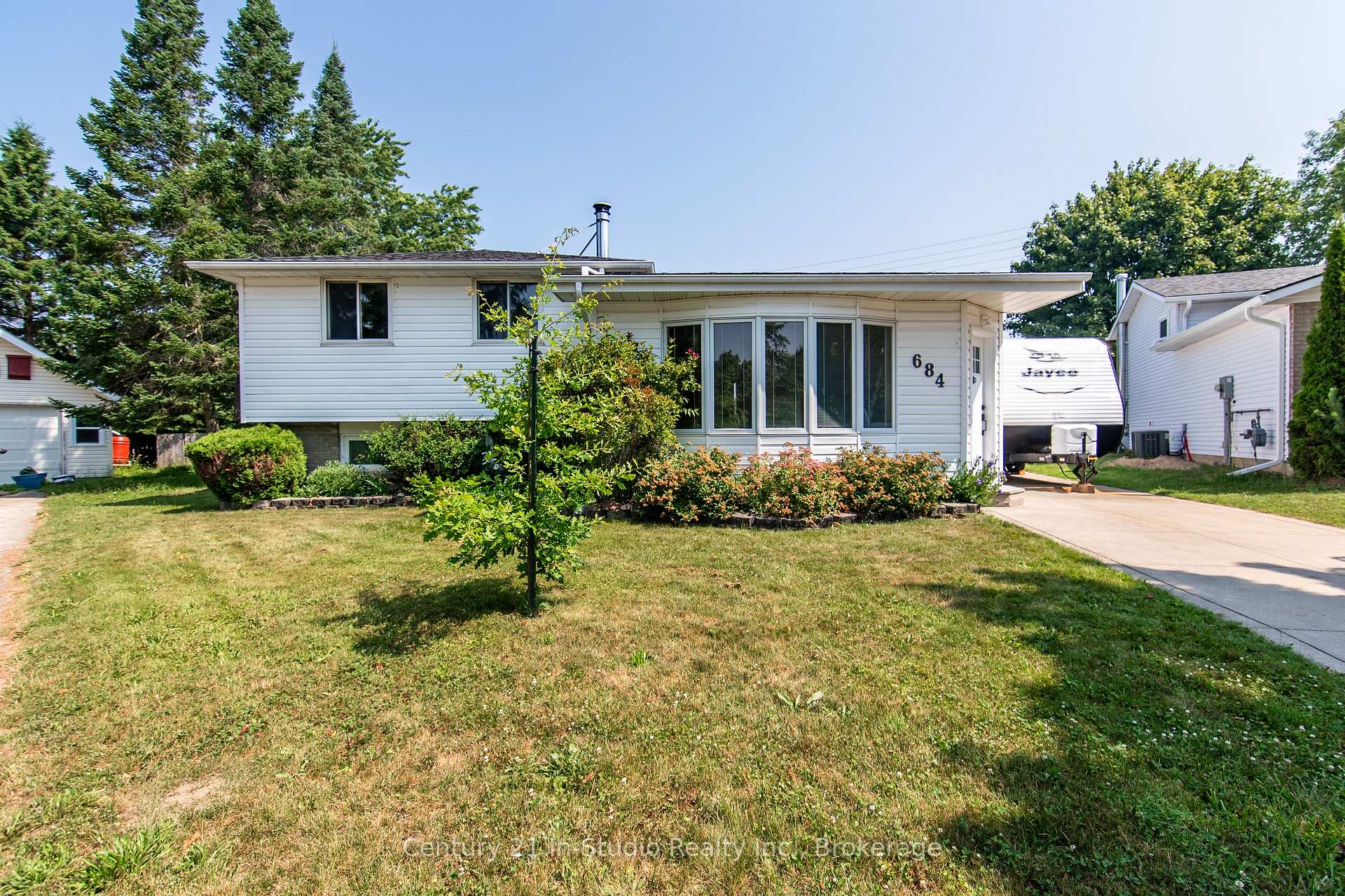Photo 1 of 684 Johnston Crescent, Kincardine — HOMEH