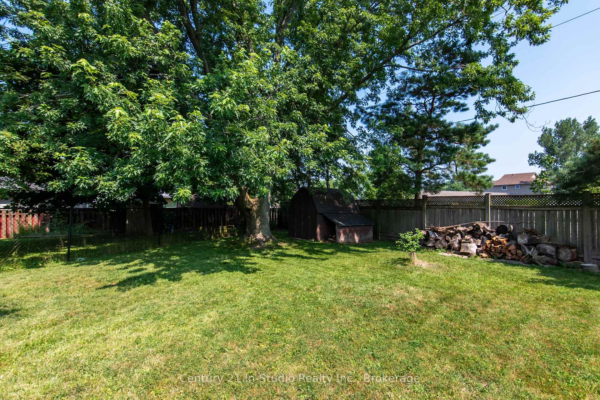 Photo 7 of 684 Johnston Crescent, Kincardine — HOMEH