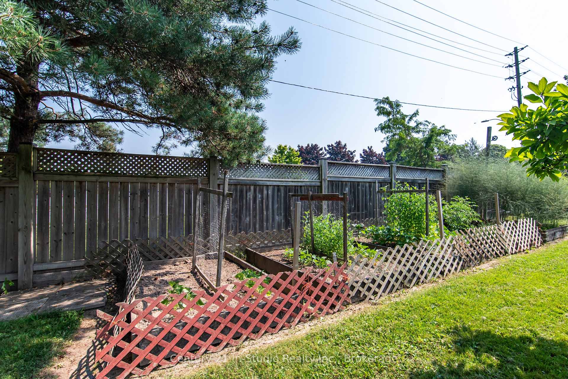 Photo 8 of 684 Johnston Crescent, Kincardine — HOMEH