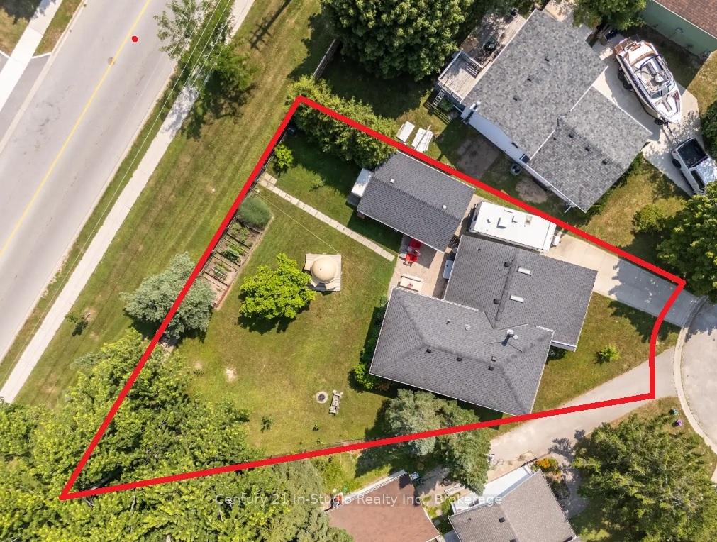 Photo 10 of 684 Johnston Crescent, Kincardine — HOMEH