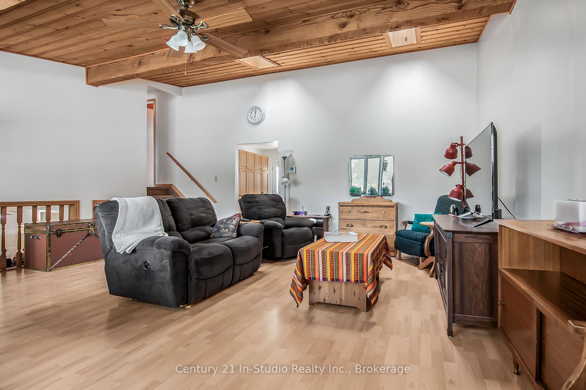 Photo 17 of 684 Johnston Crescent, Kincardine — HOMEH