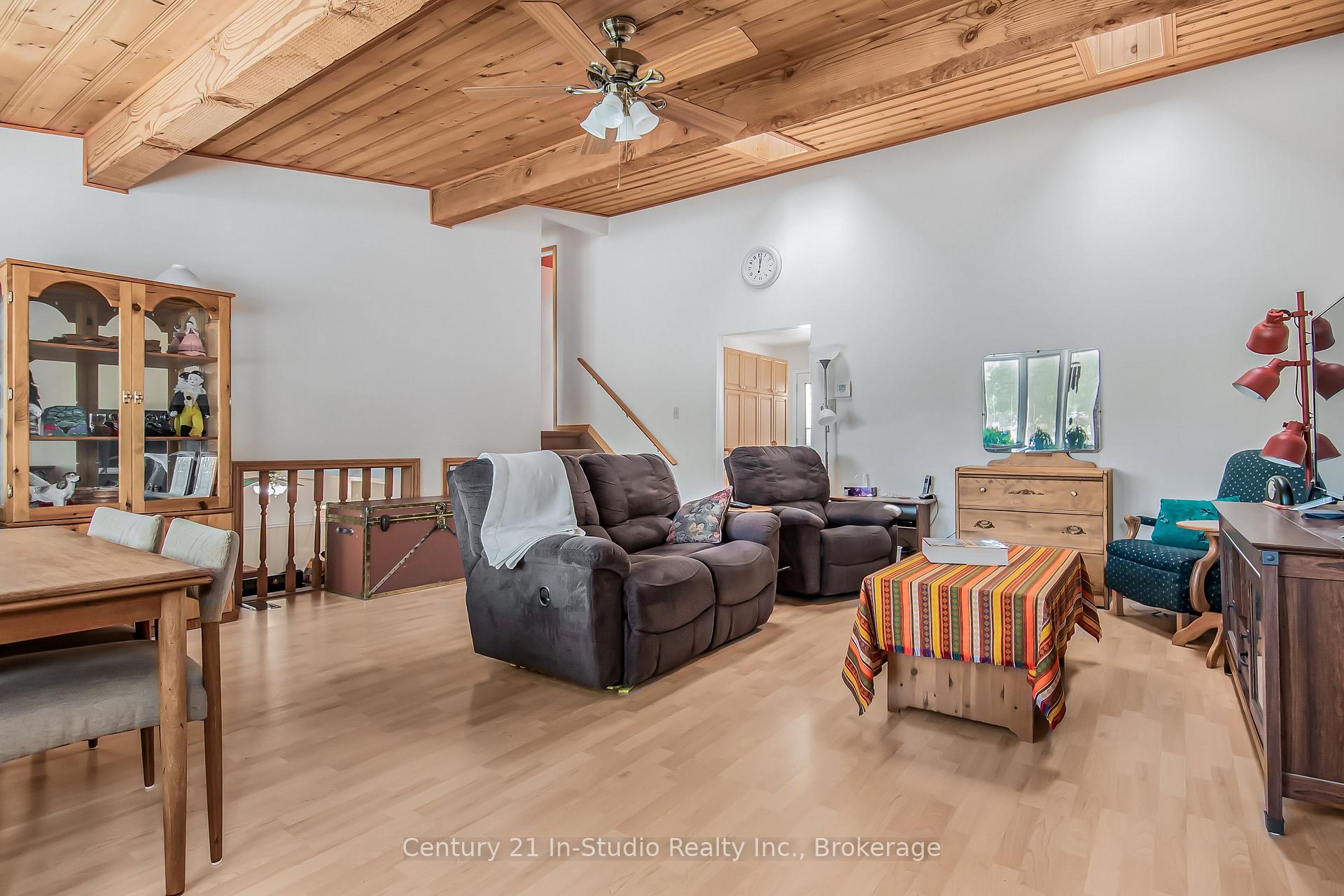 Photo 18 of 684 Johnston Crescent, Kincardine — HOMEH