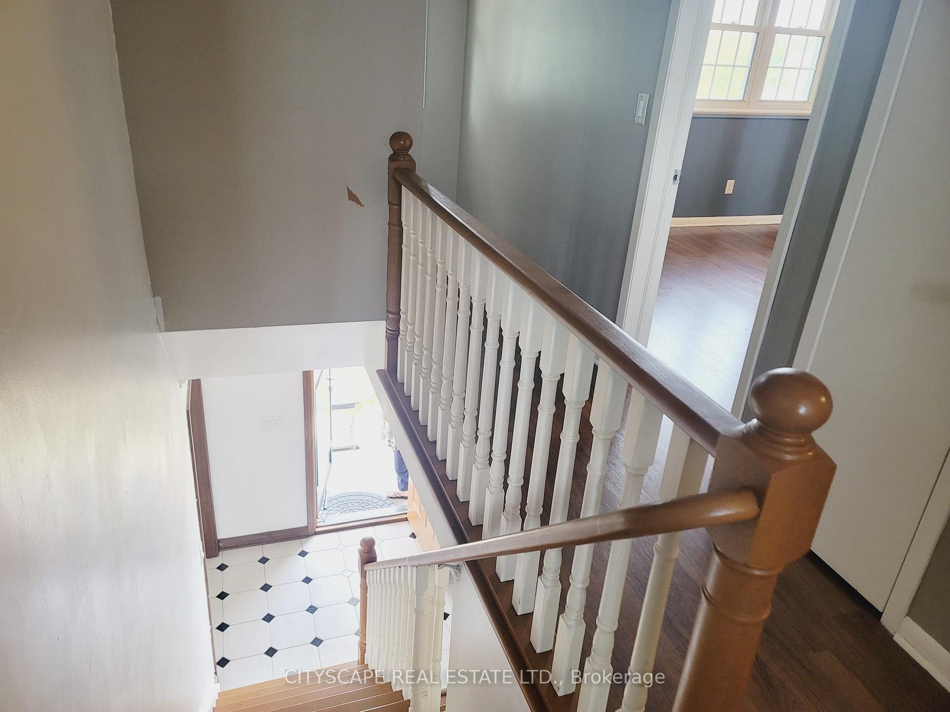 Photo 9 of 342 Sutherland Drive, Kingston, Rideau — HOMEH
