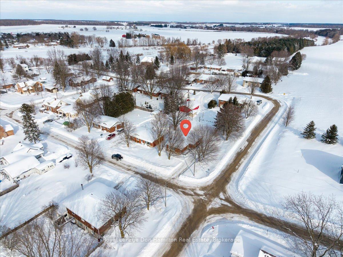 Photo 1 of 2069 Wellington Street S, Howick — HOMEH
