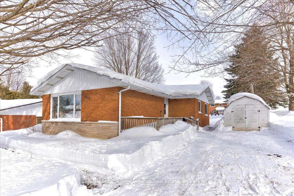 Photo 2 of 2069 Wellington Street S, Howick — HOMEH