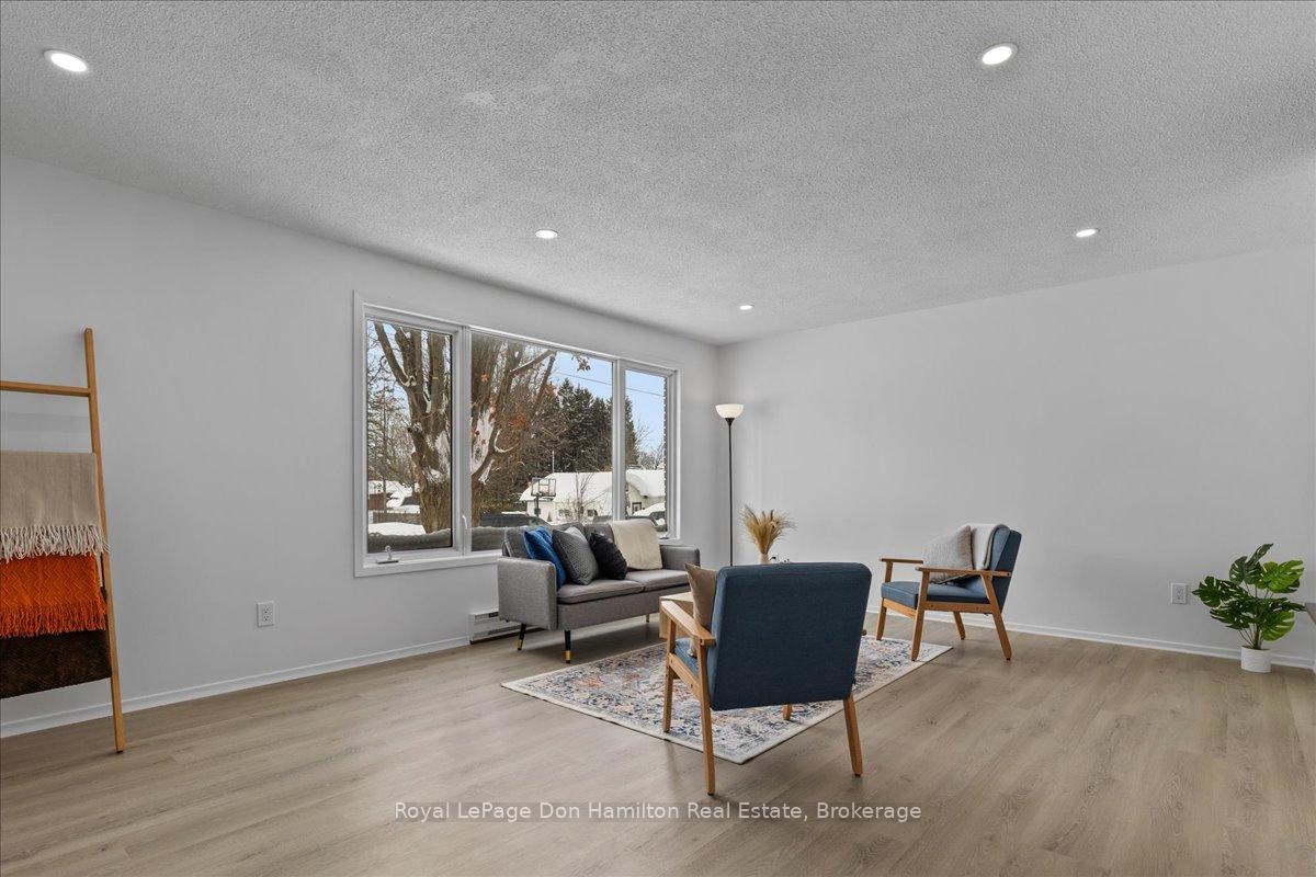 Photo 10 of 2069 Wellington Street S, Howick — HOMEH
