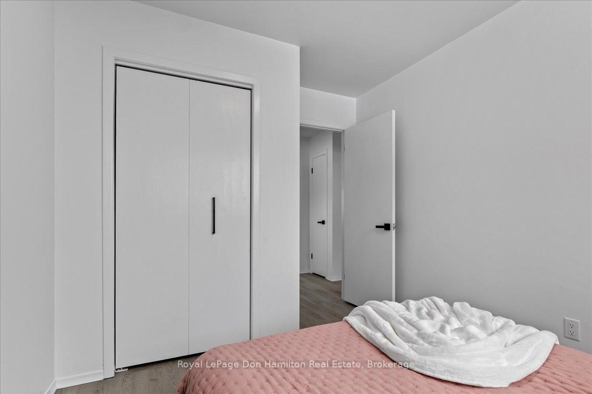 Photo 23 of 2069 Wellington Street S, Howick — HOMEH