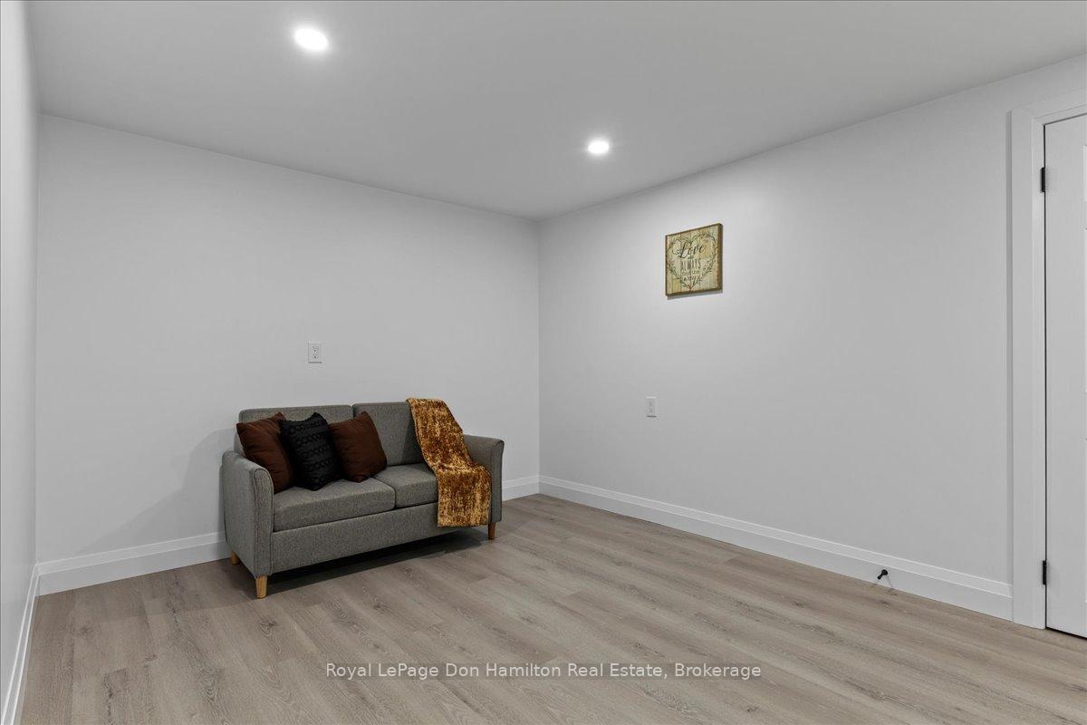 Photo 33 of 2069 Wellington Street S, Howick — HOMEH