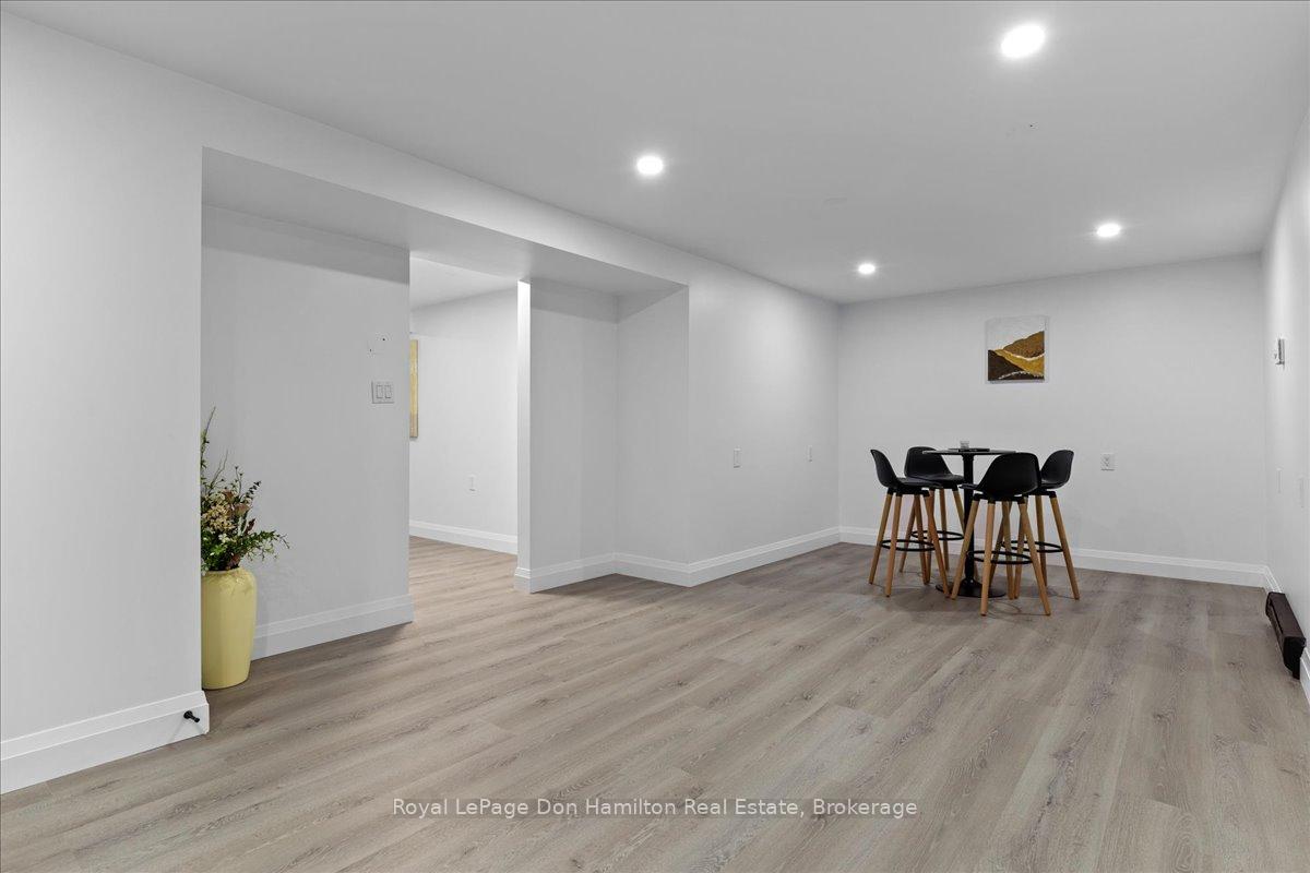 Photo 34 of 2069 Wellington Street S, Howick — HOMEH