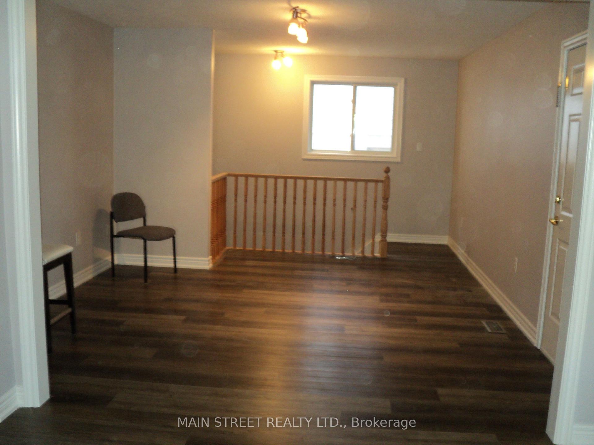 Photo 6 of Unit Upper Unit, 43 Spitfire Drive, Hamilton, Mount Hope — HOMEH