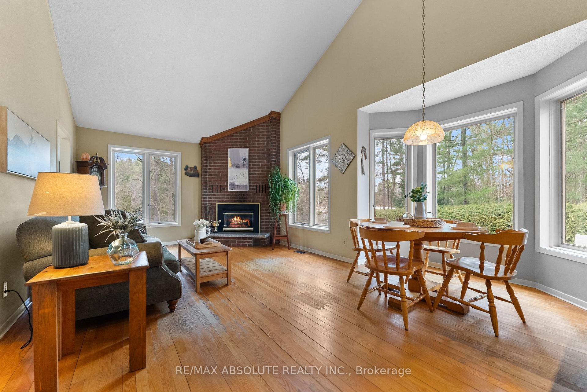 Photo 11 of 33 Old Orchard Lane, McNab/Braeside, Mcnab/Braeside Twps — HOMEH
