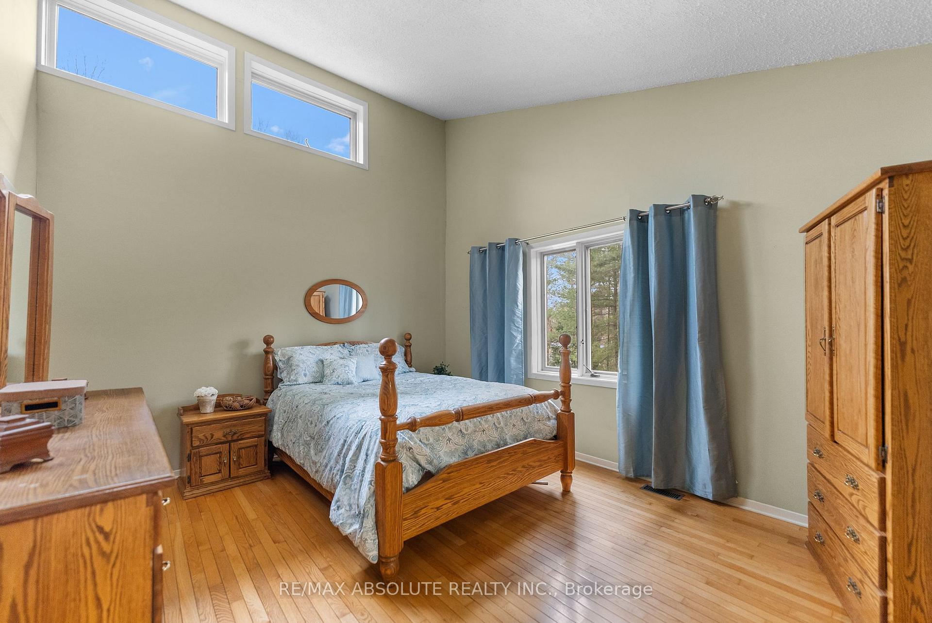 Photo 22 of 33 Old Orchard Lane, McNab/Braeside, Mcnab/Braeside Twps — HOMEH