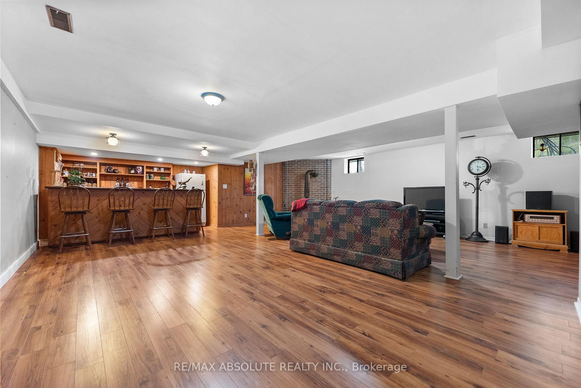 Photo 30 of 33 Old Orchard Lane, McNab/Braeside, Mcnab/Braeside Twps — HOMEH