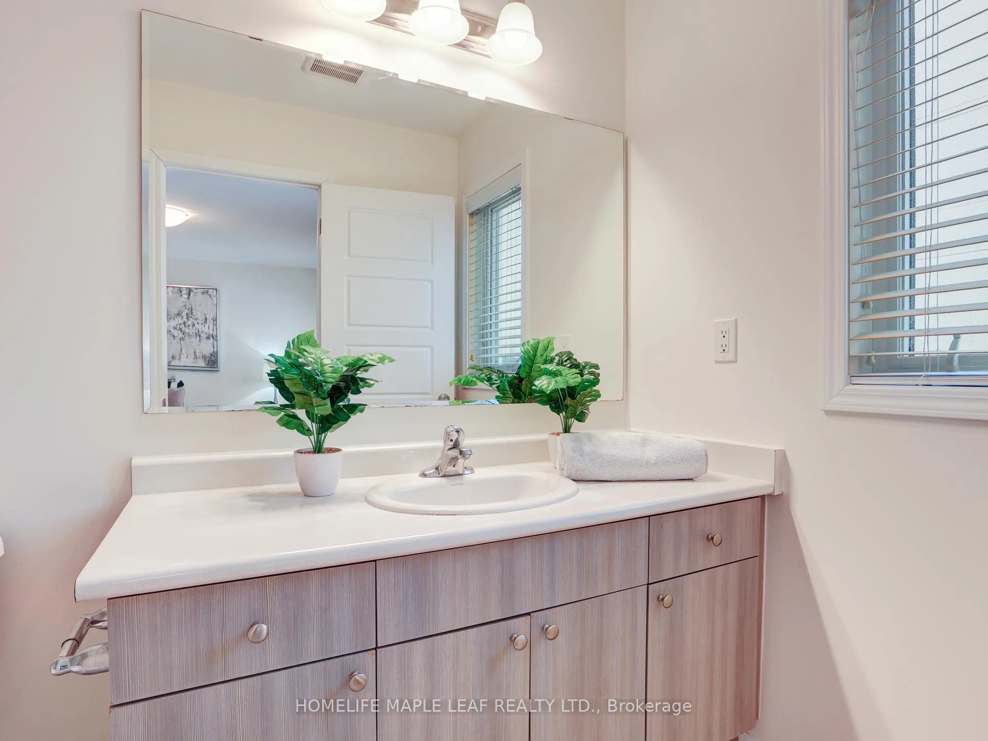 Photo 37 of 116 Watermill Street, Kitchener, Doon South — HOMEH