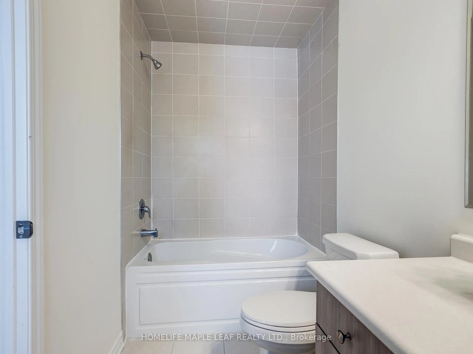 Photo 38 of 116 Watermill Street, Kitchener, Doon South — HOMEH