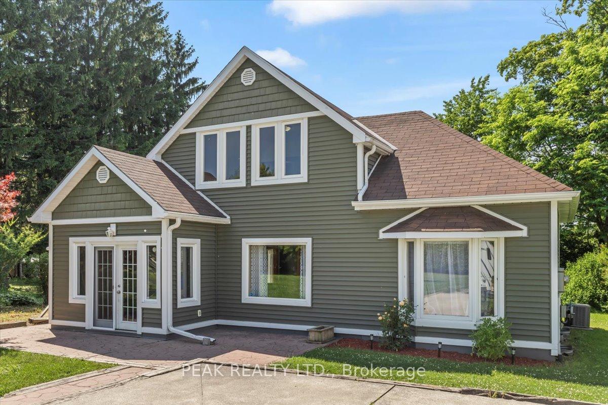 Photo 2 of 101 King Street, Kincardine — HOMEH