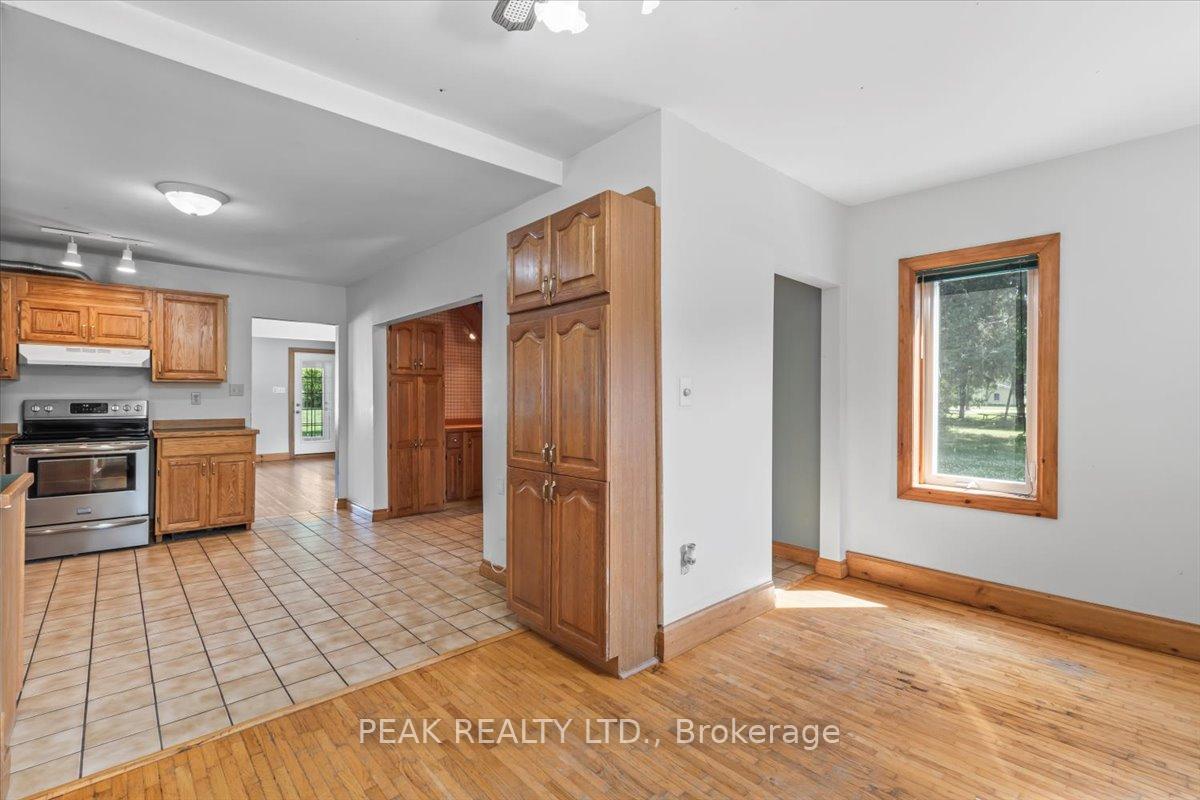 Photo 8 of 101 King Street, Kincardine — HOMEH