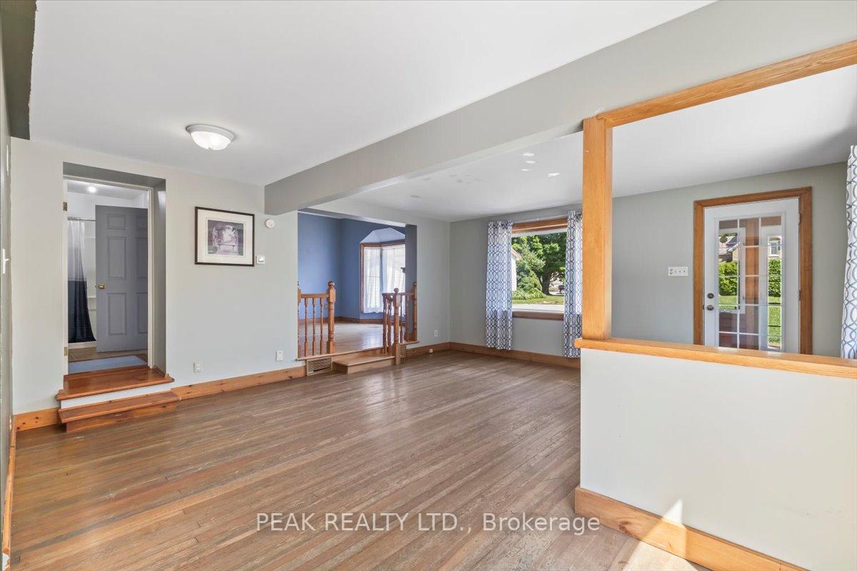 Photo 9 of 101 King Street, Kincardine — HOMEH