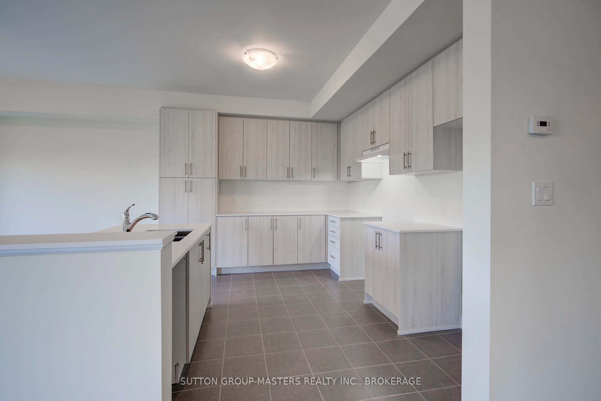 Photo 3 of 102 Oakmont Drive, Loyalist, Bath — HOMEH