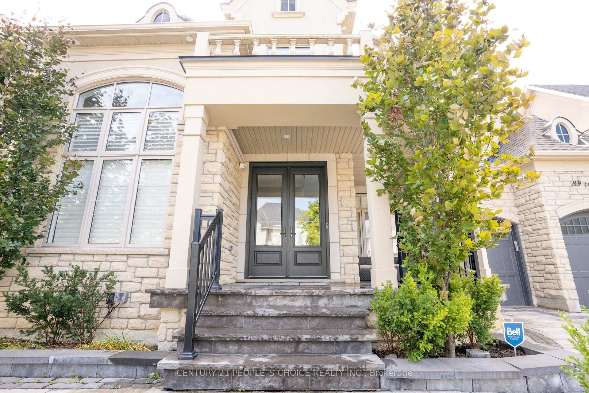 Photo 4 of 39 Munsie Drive, King, Nobleton — HOMEH