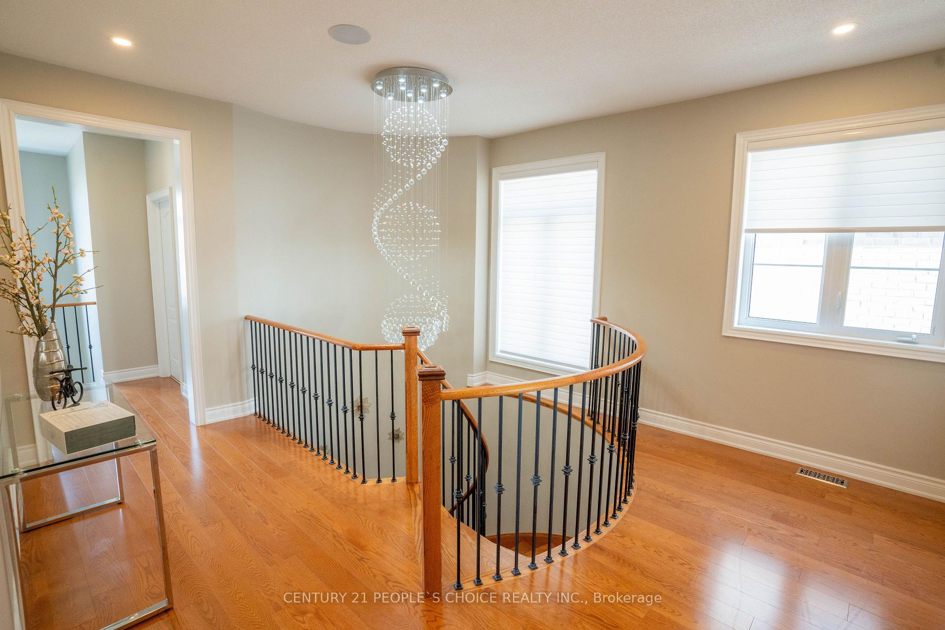 Photo 22 of 39 Munsie Drive, King, Nobleton — HOMEH