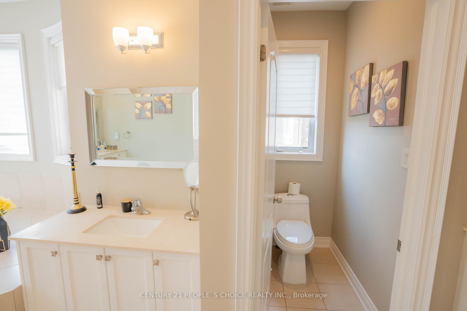 Photo 32 of 39 Munsie Drive, King, Nobleton — HOMEH