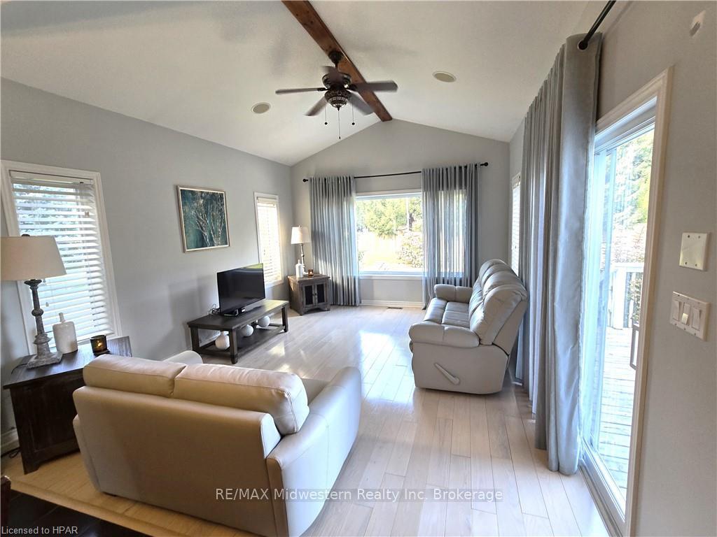 Photo 10 of 3023 Alice Street, Howick — HOMEH