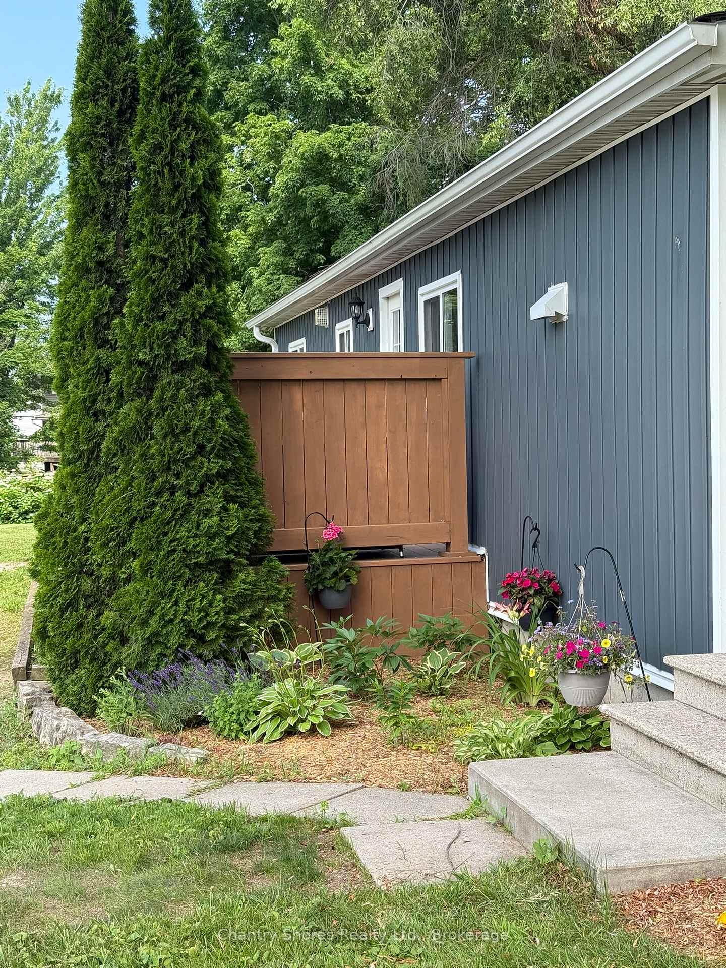 Photo 30 of 35 King Street, Kincardine — HOMEH