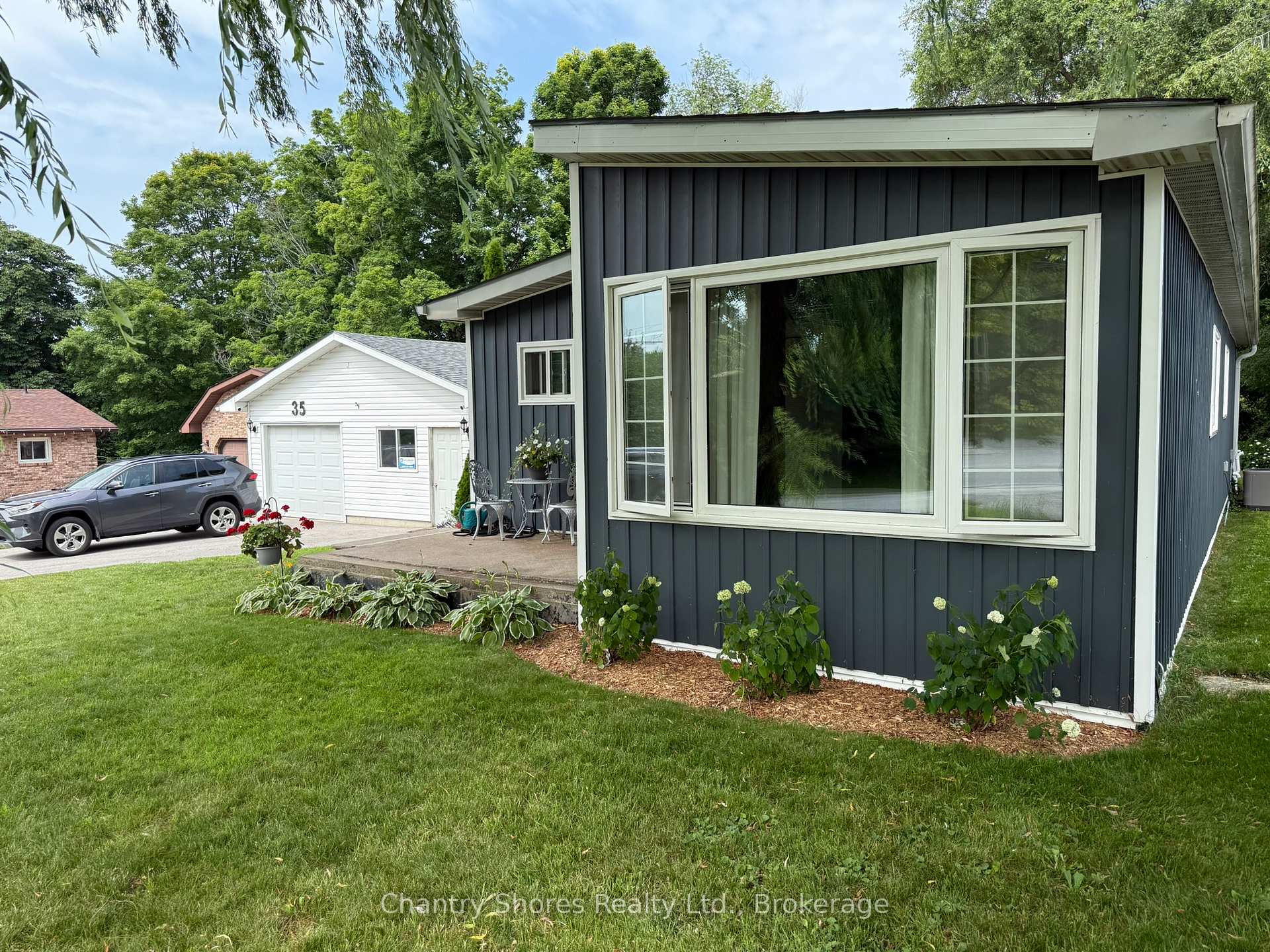 Photo 33 of 35 King Street, Kincardine — HOMEH