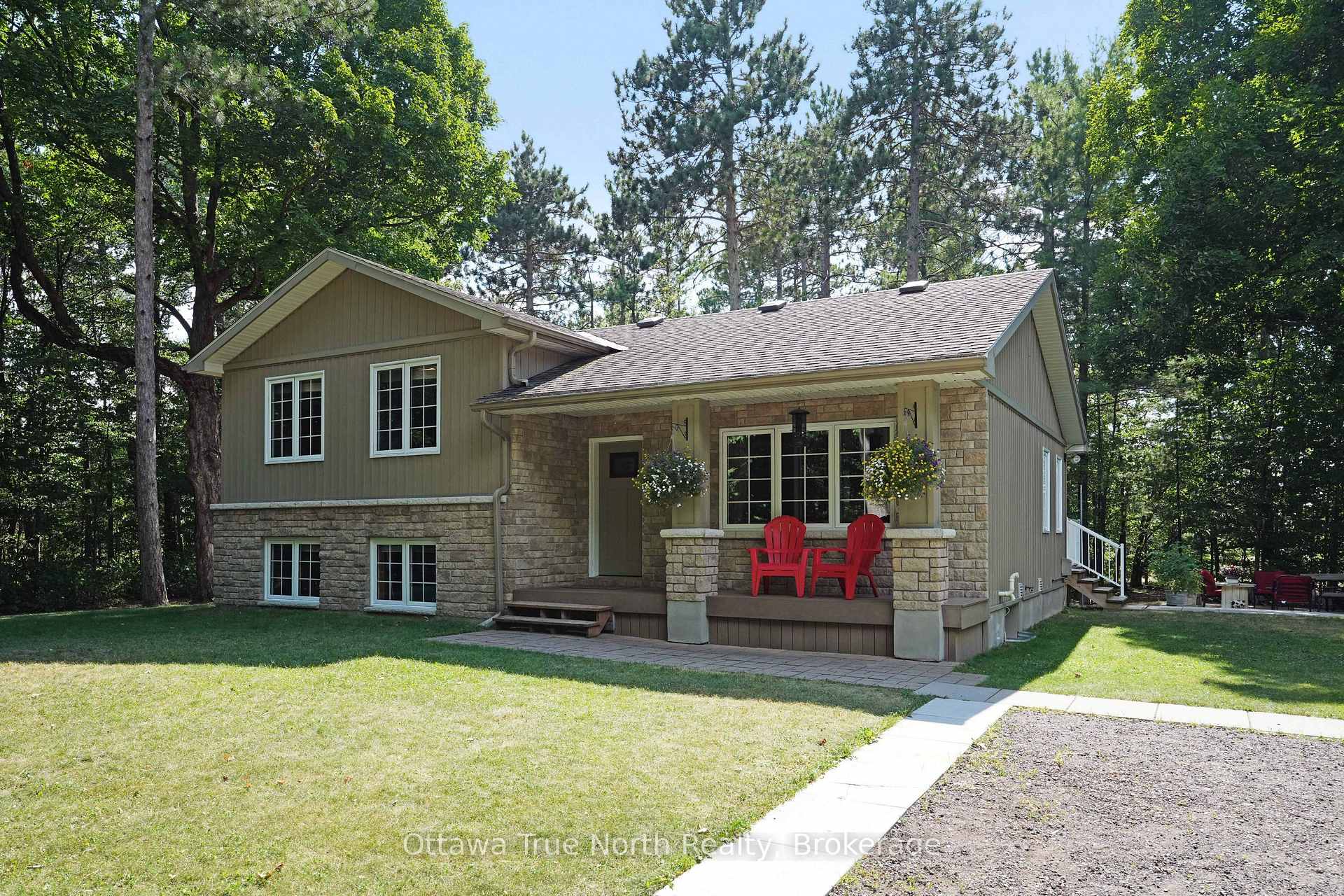Photo 3 of 38 Ruttan Road, Horton, Horton Twp — HOMEH