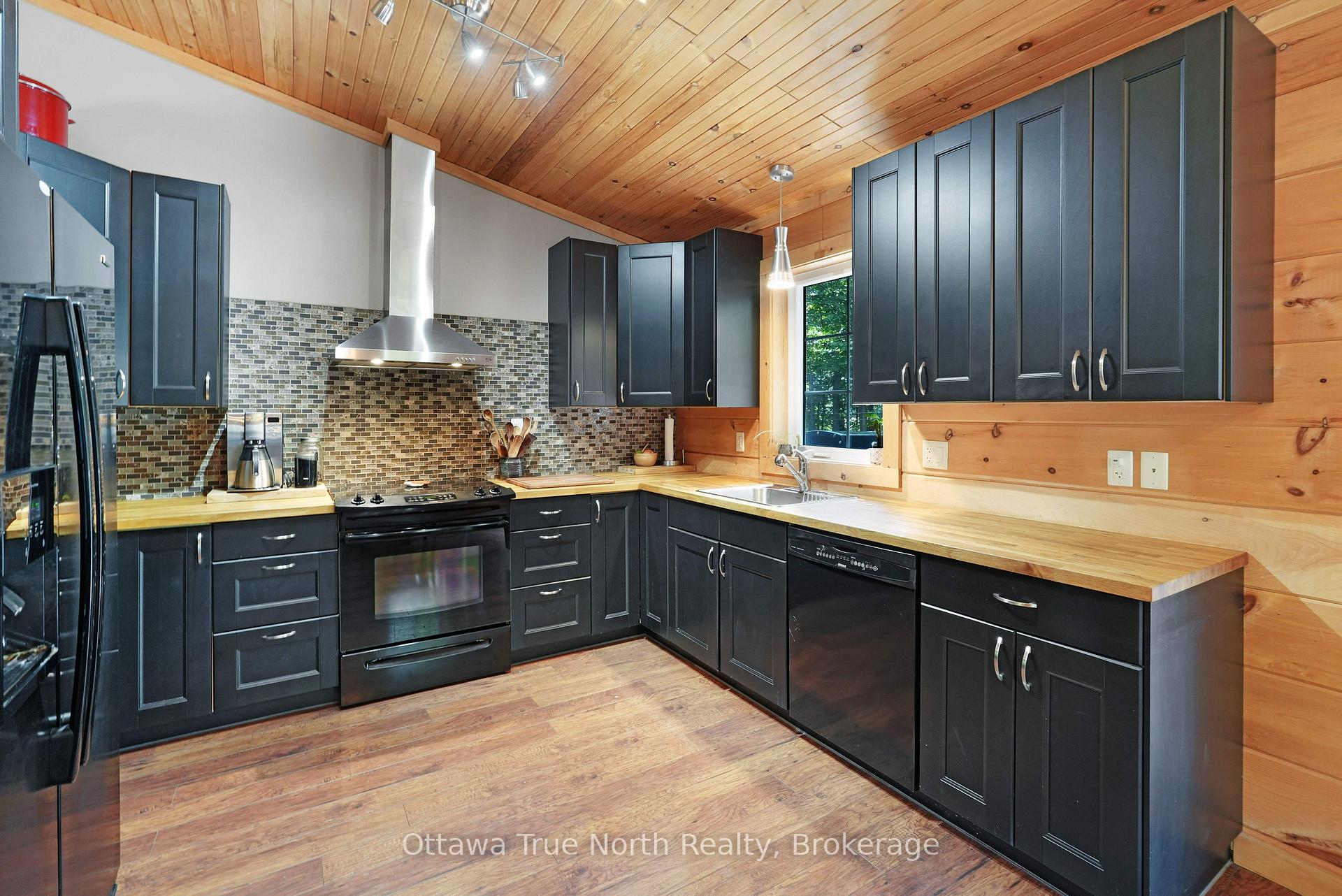 Photo 13 of 38 Ruttan Road, Horton, Horton Twp — HOMEH