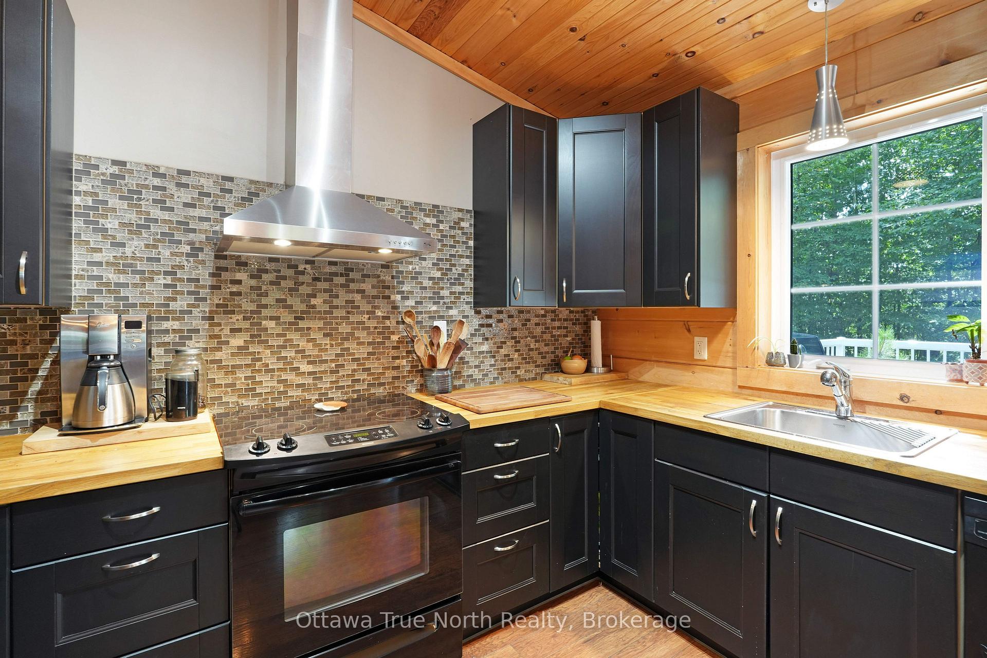 Photo 15 of 38 Ruttan Road, Horton, Horton Twp — HOMEH